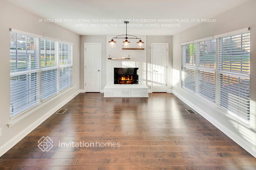 Building Photo - 2531 Tanglebrook Ln