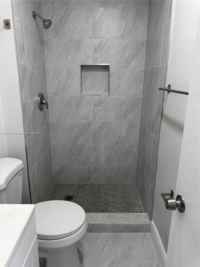 Building Photo - 3292 NW 104th Ave