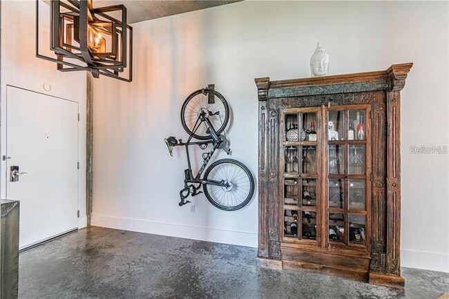 Building Photo - 101 S 12th St