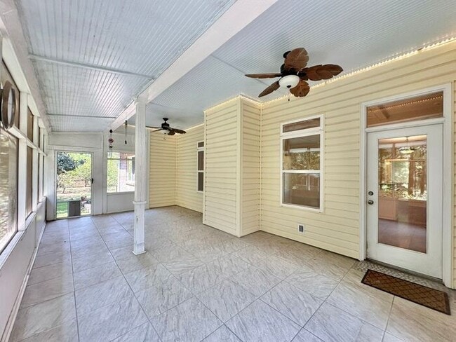 Building Photo - Coming Soon! Show Stopping Home in Flint!