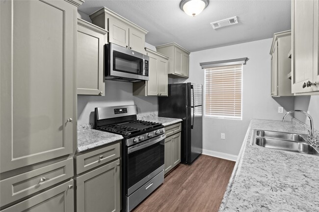 Building Photo - 1309 Glenn Ave