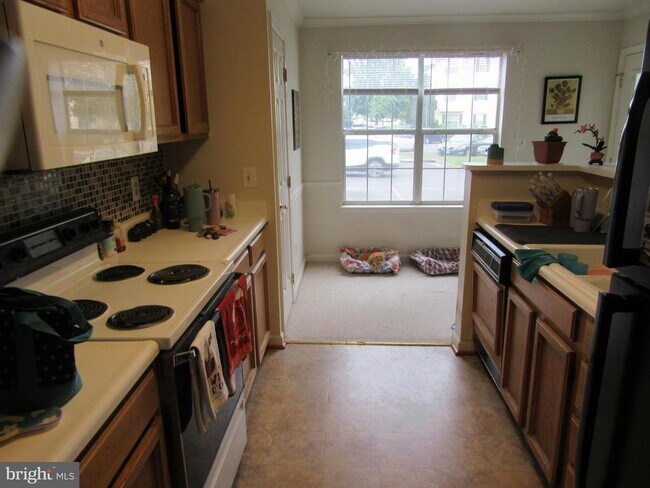 Building Photo - 11006 Koman Cir