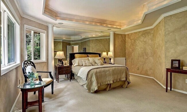 Building Photo - 4 Bedroom 3 Bath Spacious Home in Bellevue