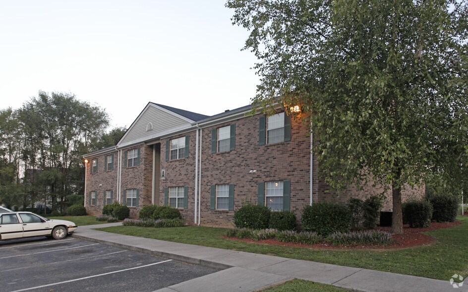 Anterior View - Creekview Luxury Apartments