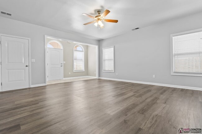 Building Photo - 111 High Hope Ln