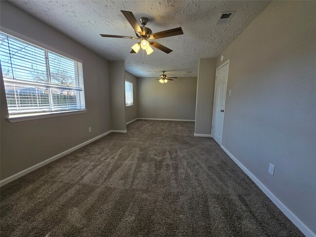 Building Photo - 406 Capehill Dr