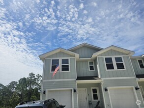 Building Photo - 5765 Stellarjay St