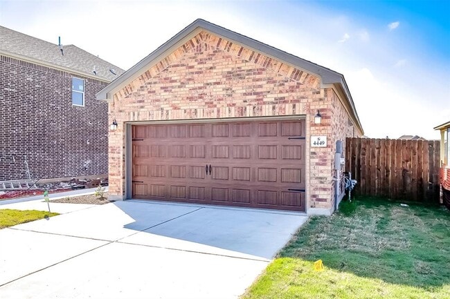 Building Photo - 4449 Acerno St