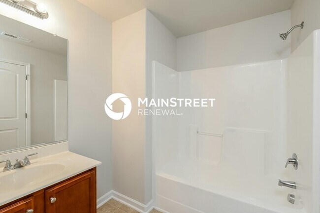 Building Photo - 3 Bedroom Pet-Friendly Home in Winston-Salem, NC with Main Street Renewal