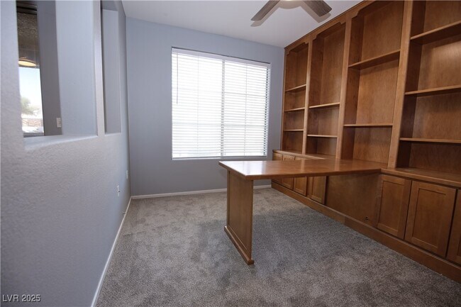 Building Photo - 2325 Windmill Pkwy