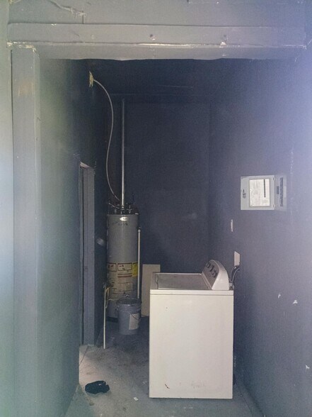 Building Photo - 1219 E Cherry St