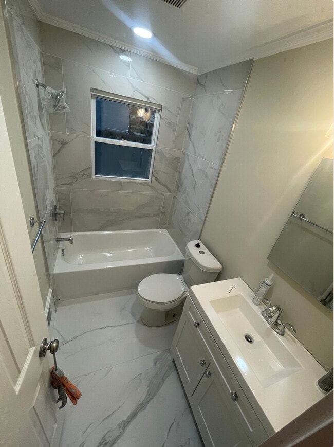 Building Photo - 47705 Roland St