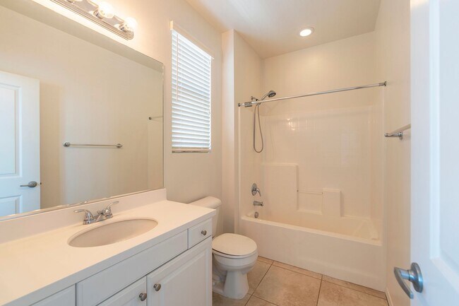 Building Photo - Ocean, #104