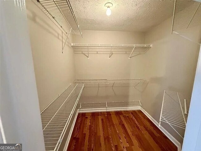 Building Photo - 343 Welton Way