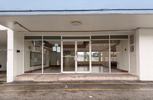 Building Photo - 13390 NE 7th Ave