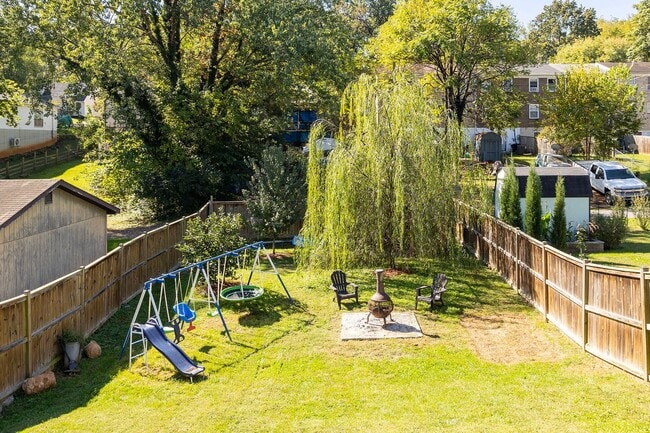 Building Photo - 308 W Main St