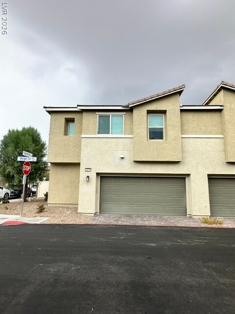Building Photo - 2670 Bengal Tan Ave