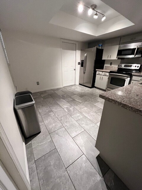 Building Photo - Beautiful Like New Home For Rent in Brandon!