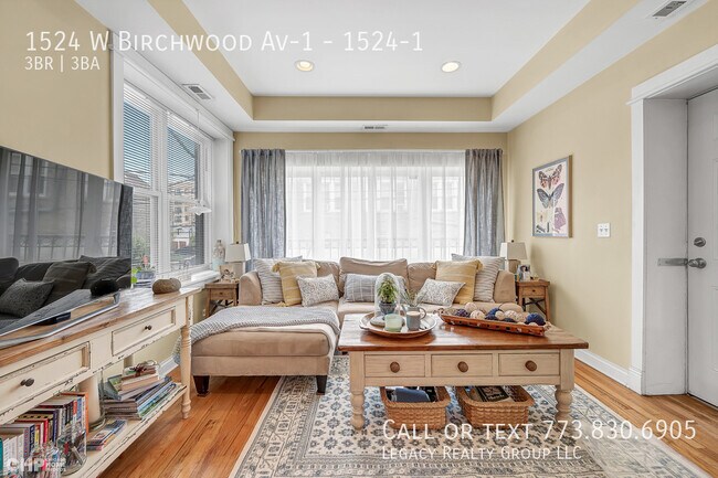 Building Photo - 1524 W Birchwood Ave