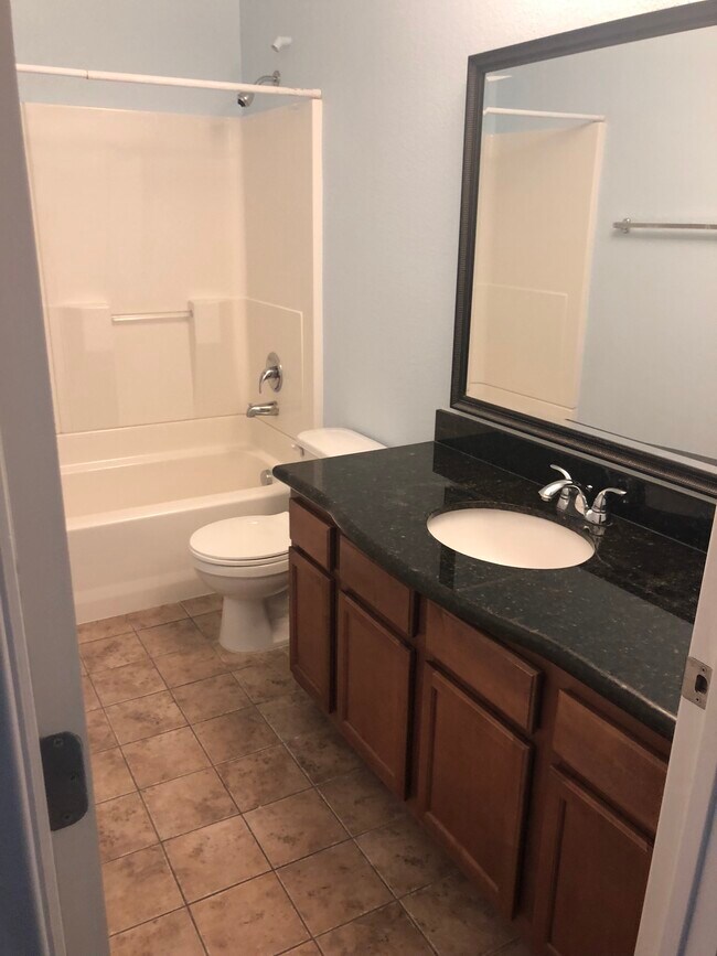 Building Photo - 3145 E Flamingo Rd