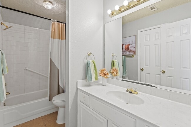 Building Photo - 6711 Landover Hills Ln