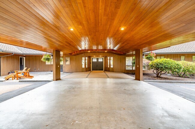 Building Photo - 20479 Comet Ln