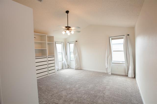 Building Photo - 8204 Tavaros Dr