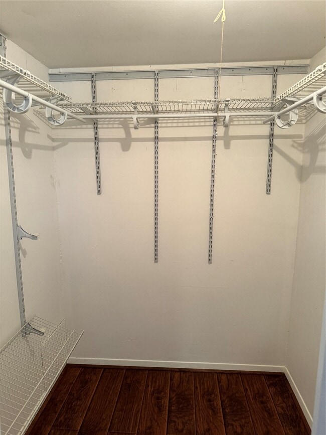 Building Photo - 3922 W Alabama St