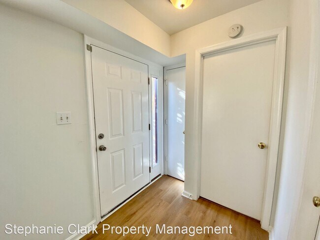 Building Photo - 2 br, 2 bath House - 1010 Lands End Way
