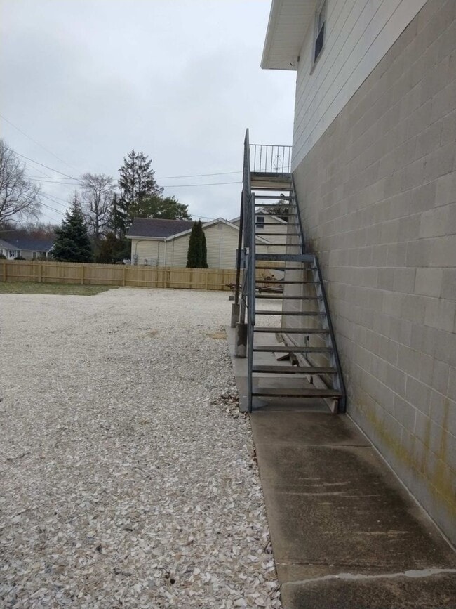 Building Photo - 306 Fulling Mill Rd