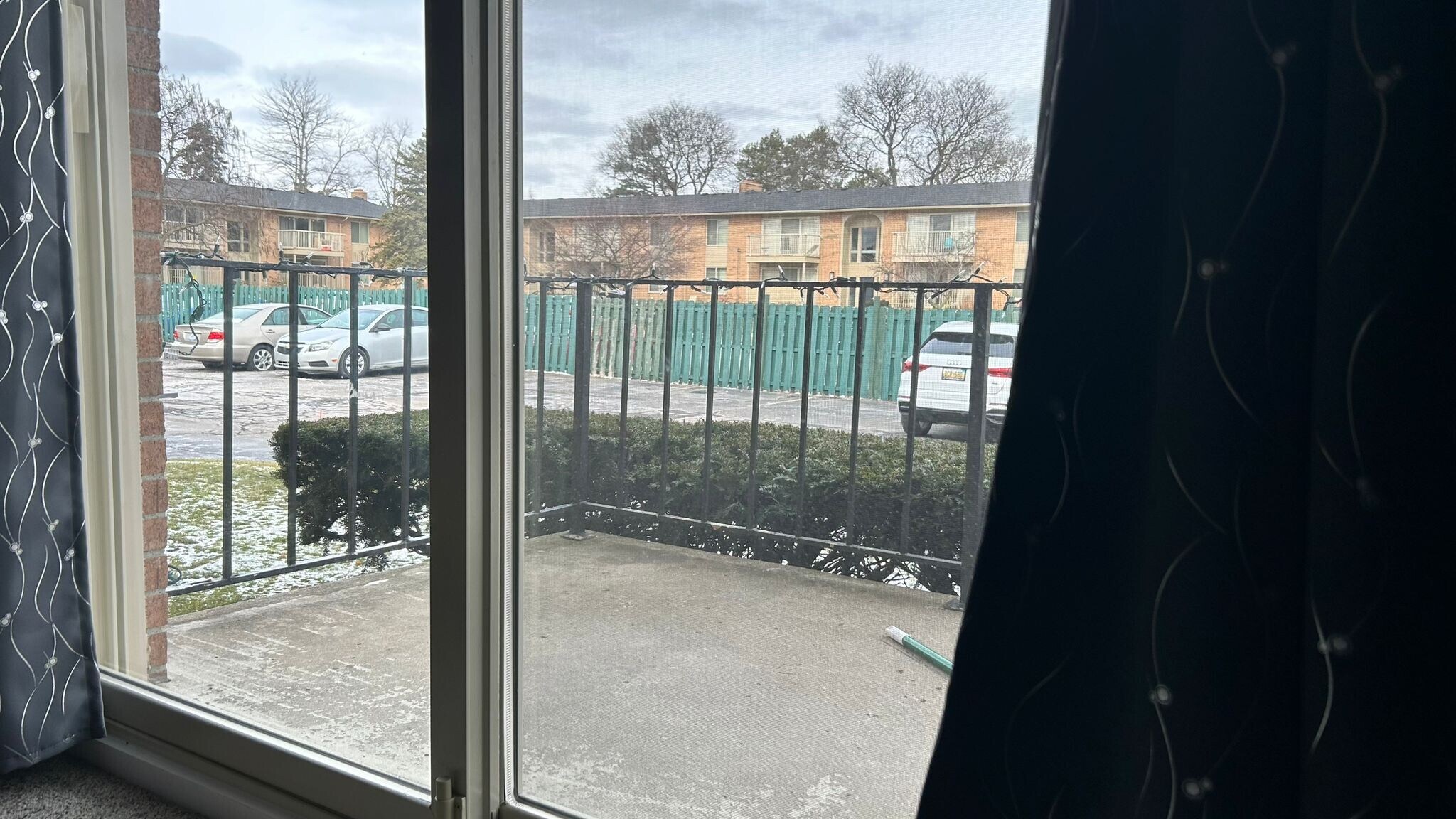 Building Photo - 1968 Axtell Dr