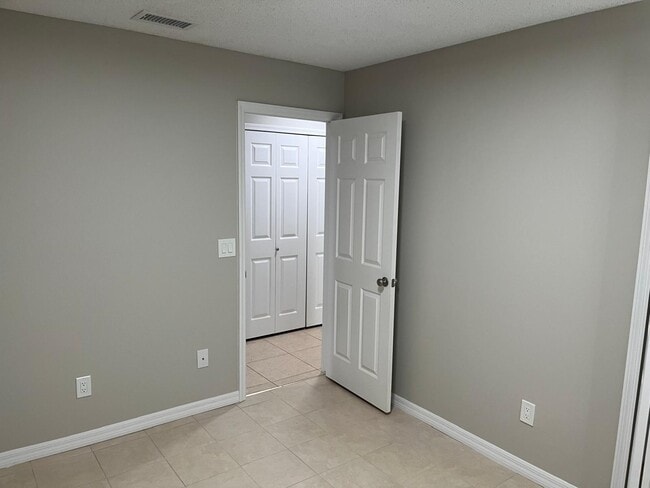 Building Photo - 1918 Turtle Creek Pl