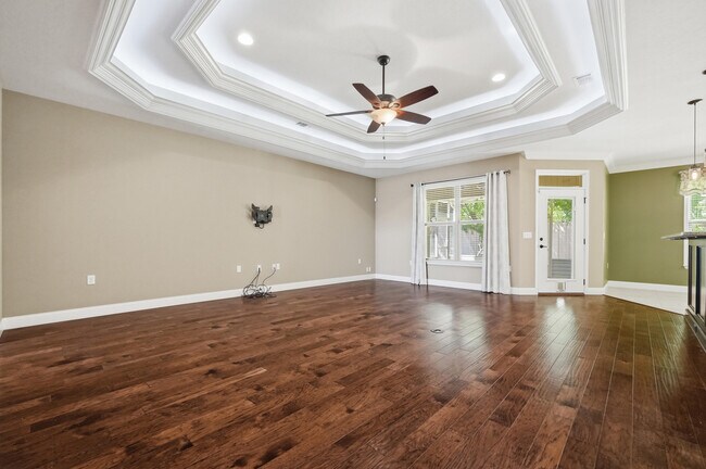 Building Photo - 2348 Cummings Dr