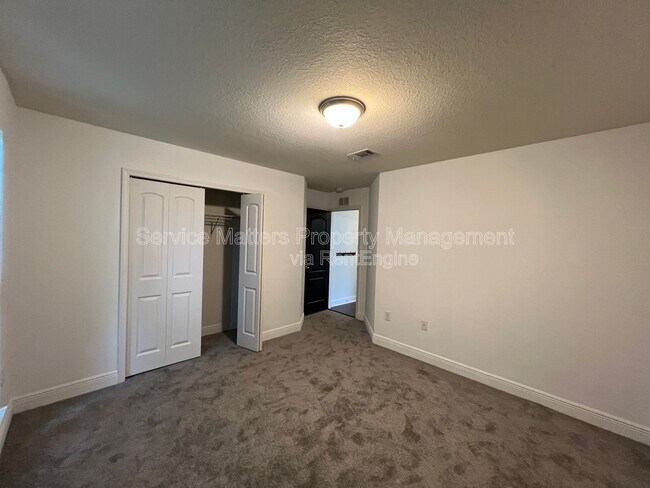 Building Photo - 6175 Chester Dr