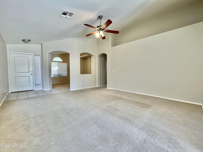 Building Photo - 8143 W Mary Ann Dr