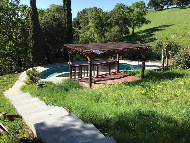 Building Photo - LUXURIOUS PRIVATE STUDIO WITH BREATH TAKING VIEWS