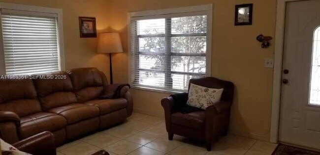 Building Photo - 2787 SW 34th Ct