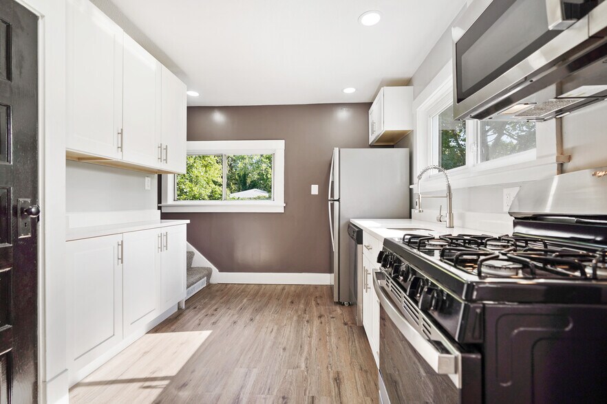 Building Photo - 1750 Brodhead Rd