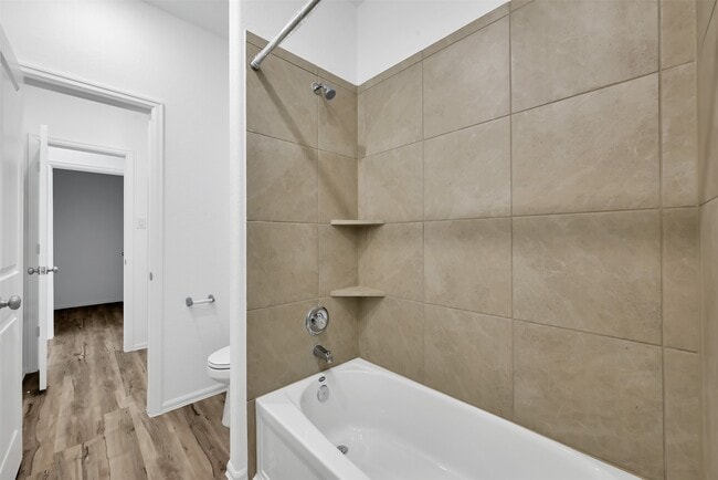 Building Photo - 3806 Rock Ledge Dr