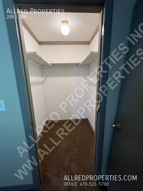 Building Photo - Duplex for rent in Fayetteville! Near Univ...