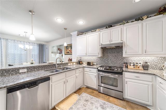 Building Photo - 3916 Jasmine Fox Ln