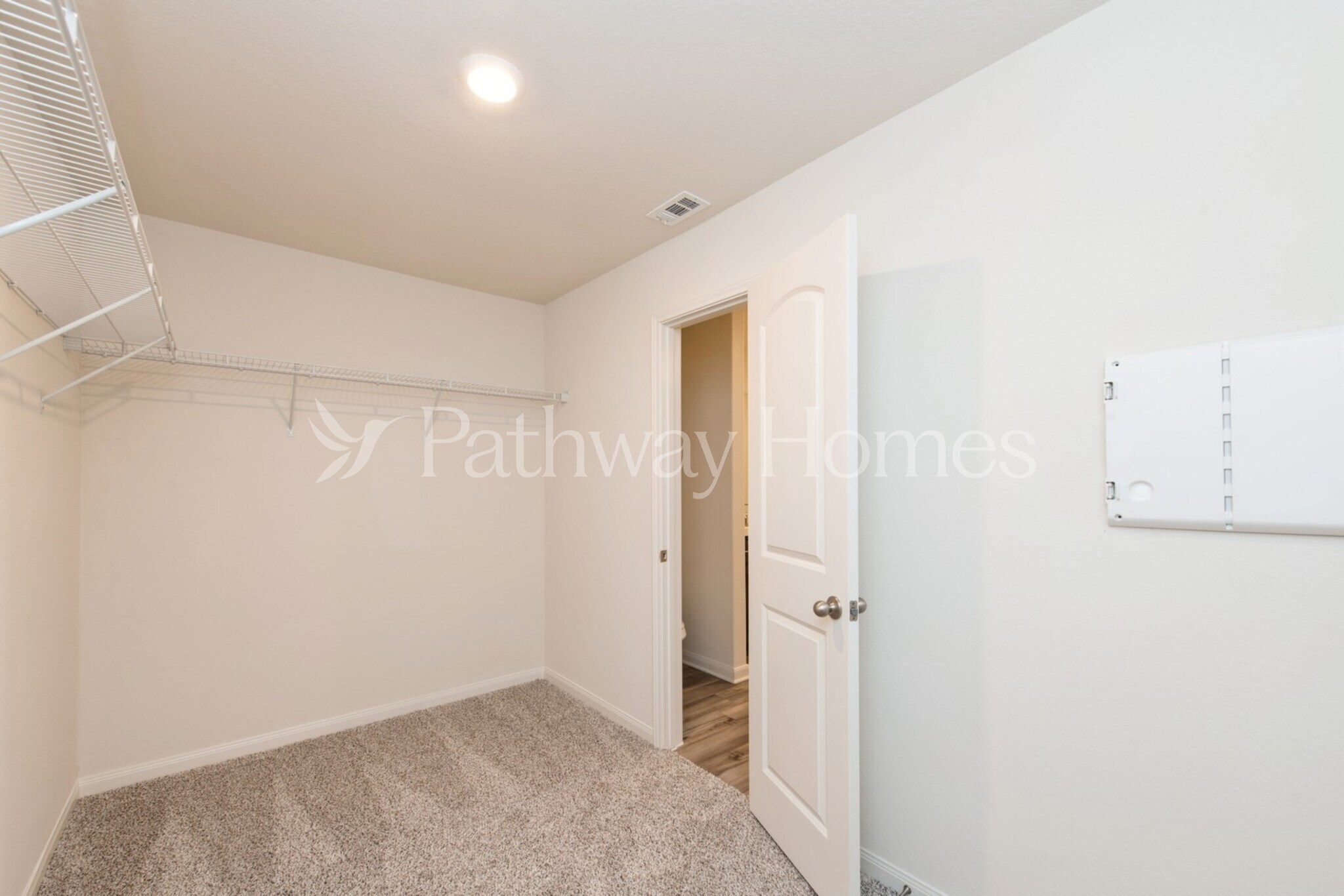 Building Photo - 917 Mountain Goat Ln