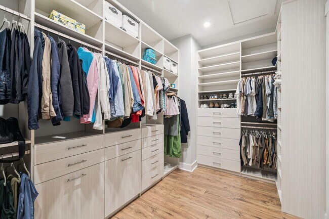 Building Photo - 56 River Rise Wy