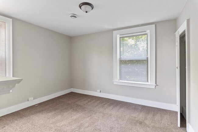 Building Photo - 416 First St_BT