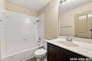 Building Photo - 756 Guna Dr