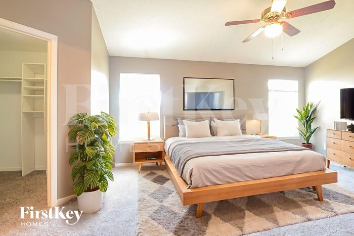 Building Photo - 3625 Dayflower Way