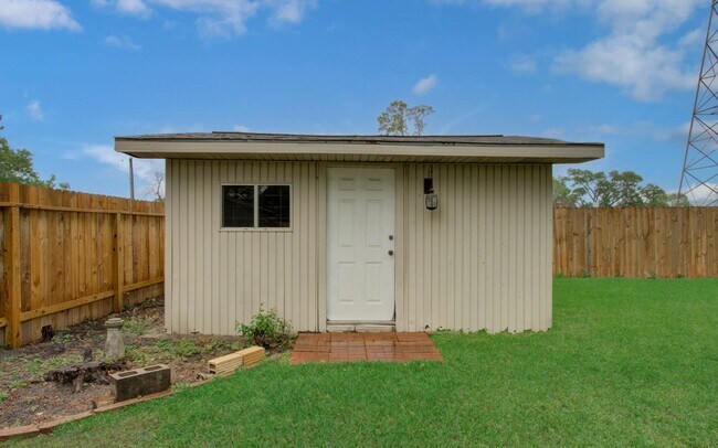 Building Photo - 6030 Willowbend Blvd