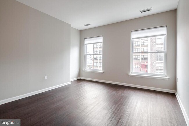 Building Photo - 234 N 3rd St