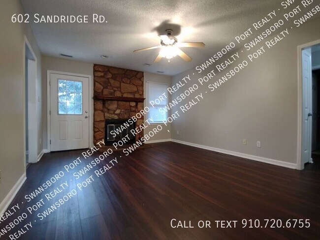 Building Photo - 602 Sand Ridge Rd