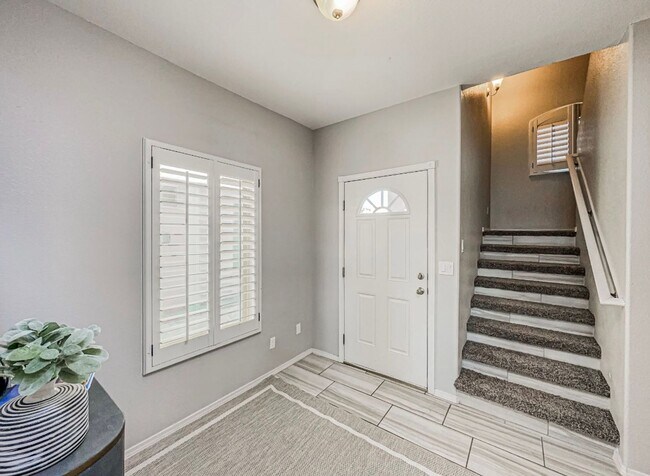 Building Photo - 6073 Rivet Pl